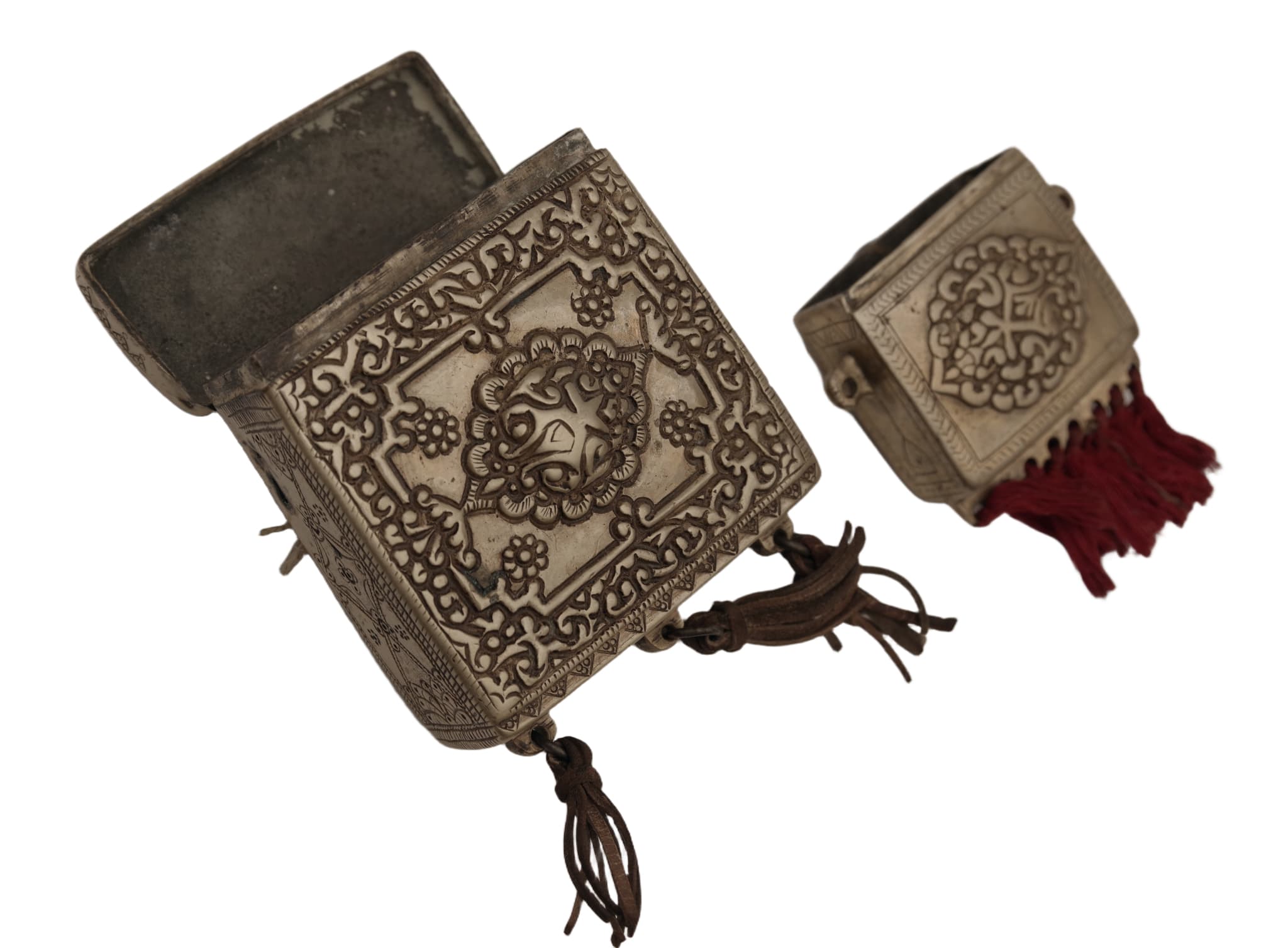 Patrontaška (palaska) a schránka na střelný prach (barutluk) — 2