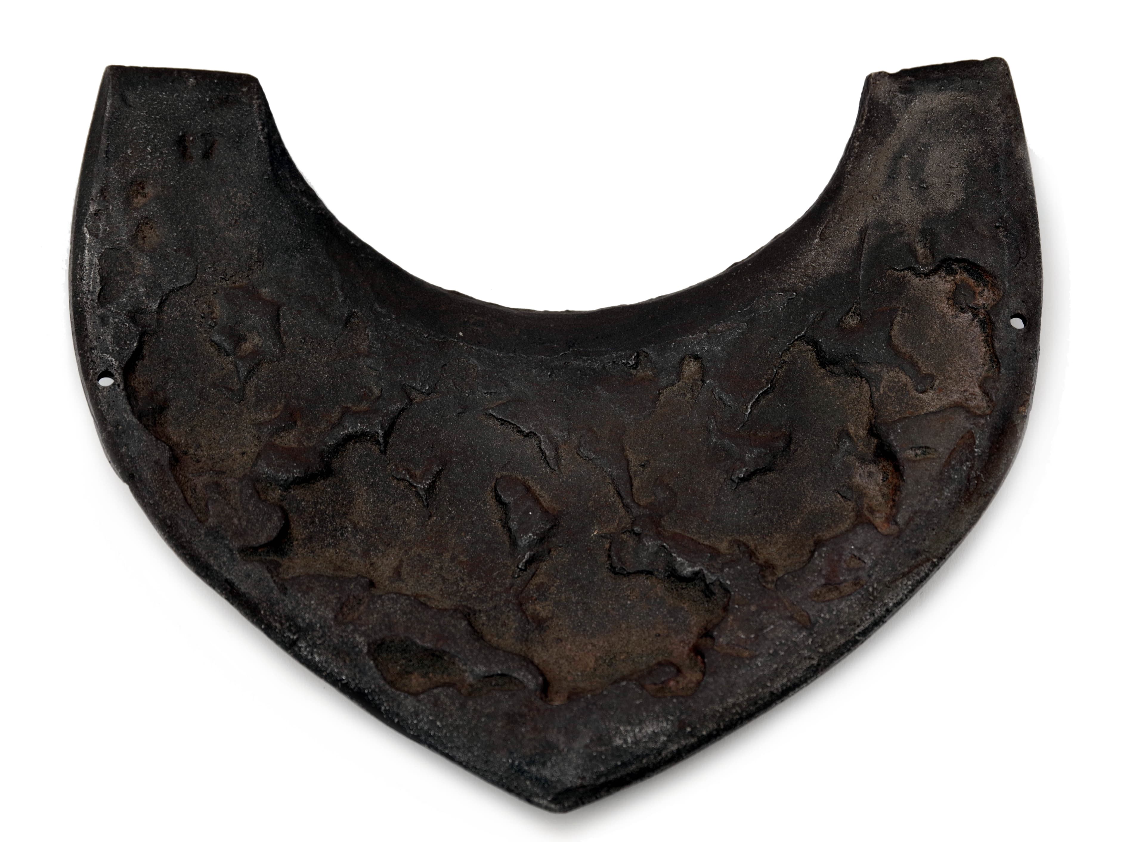 Nákrčník, historismus ve stylu 16. století — 2