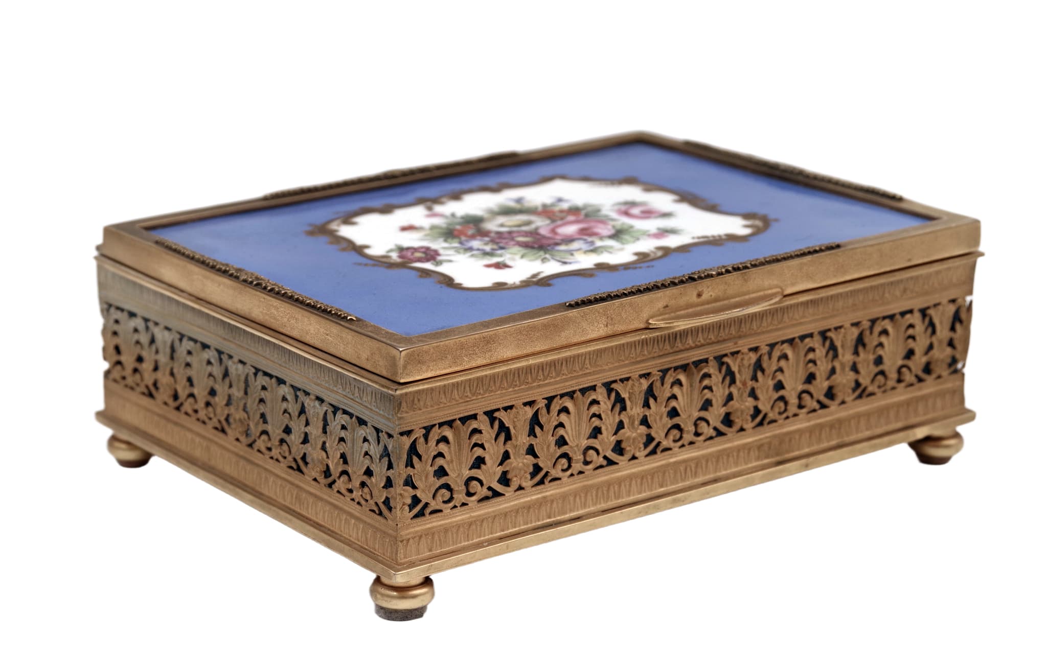 Francouzská šperkovnice ze Sèvresského porcelánu a pozlacené bronzu — 2