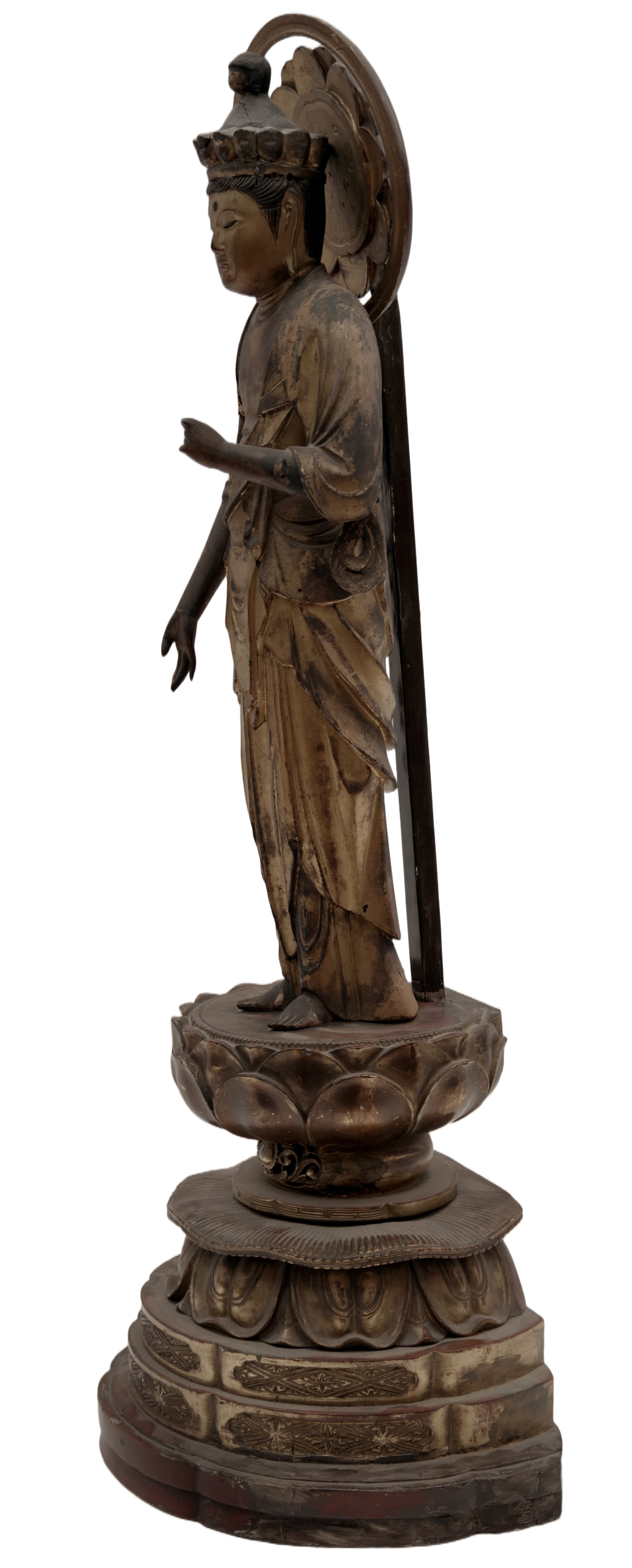 Jemně vyřezávaná dřevěná socha Jūichimen Kannon (Avalokiteshvary) — 5