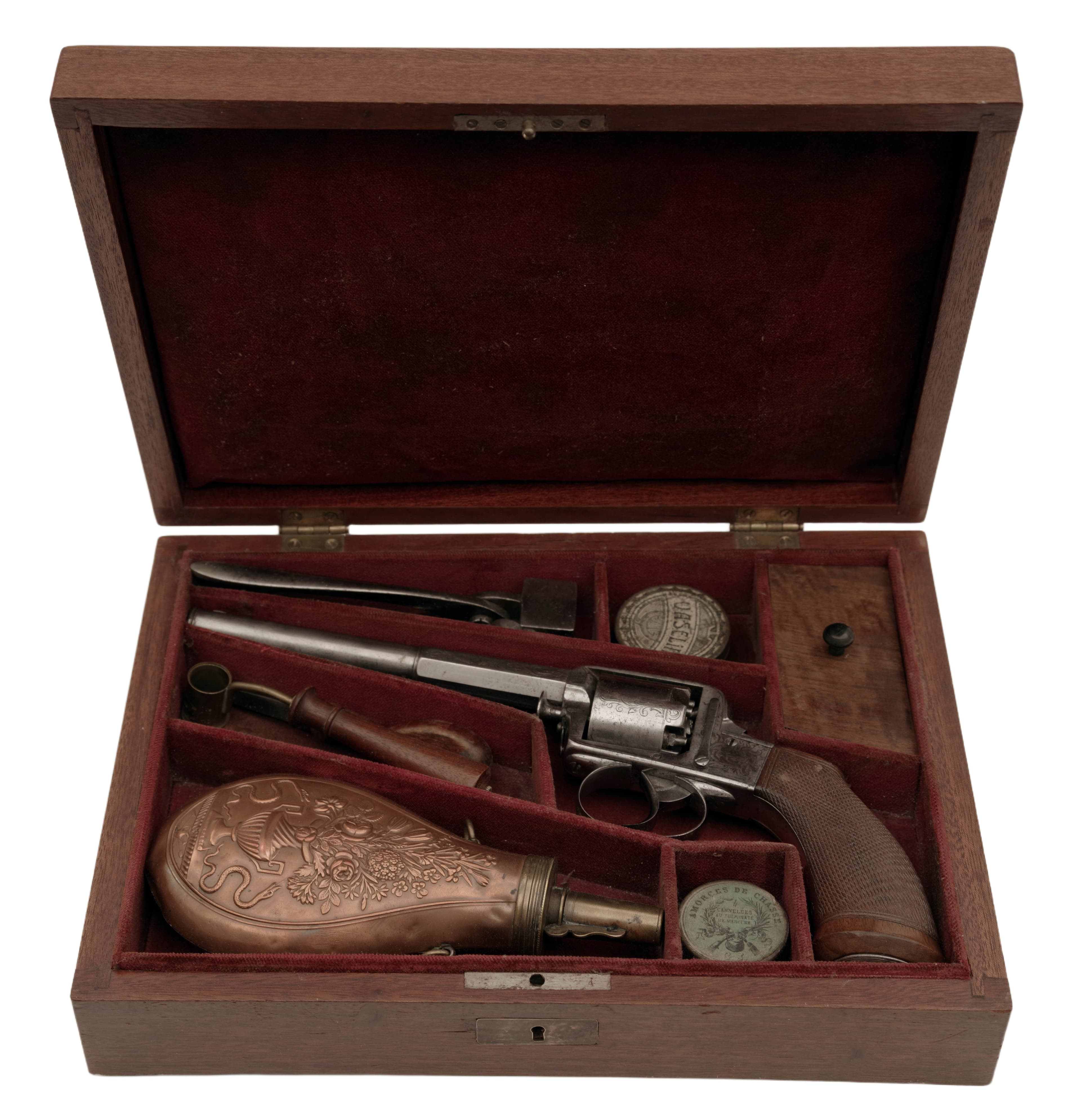 Perkusní revolver v kazetě — 7
